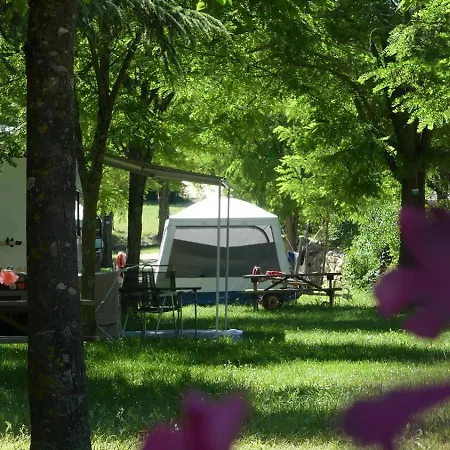 Campsite Camping La Residence D'Ete 3 Etoiles Familial Piscine Chauffee Gorges De L Ardeche
