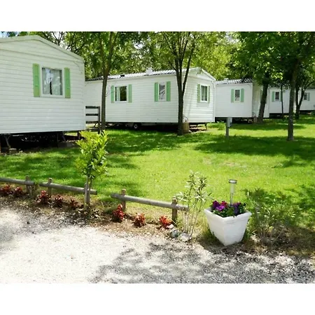 Camping La Residence D'Ete 3 Etoiles Familial Piscine Chauffee Gorges De L Ardeche