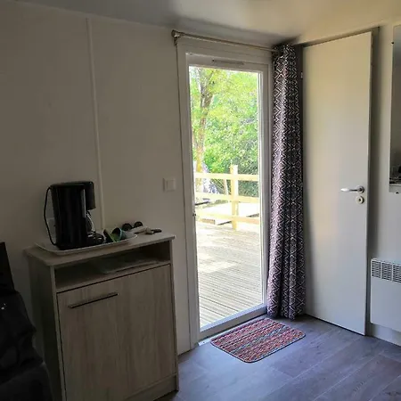 Camping La Residence D'Ete 3 Etoiles Familial Piscine Chauffee Gorges De L Ardeche Campsite Saint-Remeze